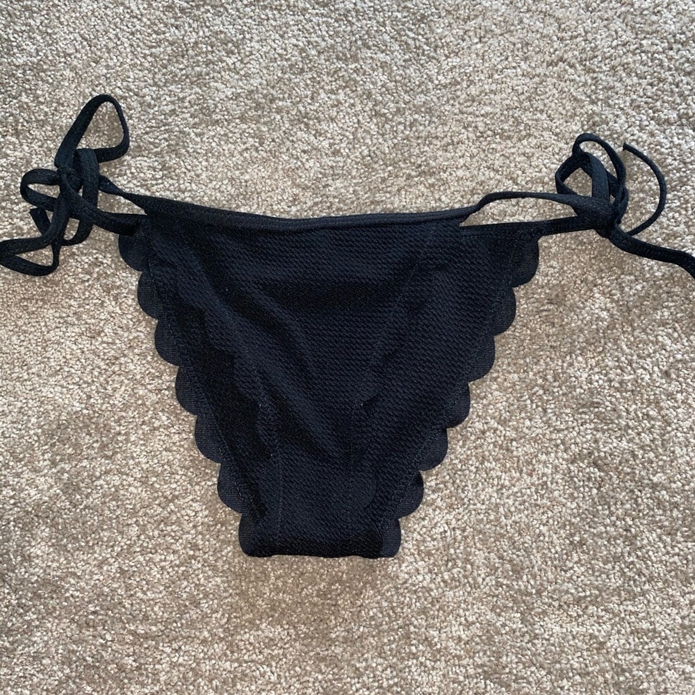 Black Bikini bottoms